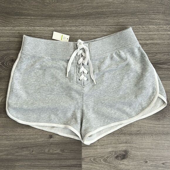 AERIE OFFLINE Lace Up Sweat Shorts Medium Gray Dolphin Hem Retro 90s Sporty NWT - Picture 1 of 8